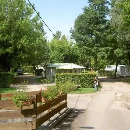 4 Etoiles - Piscine - Efa00d Ший