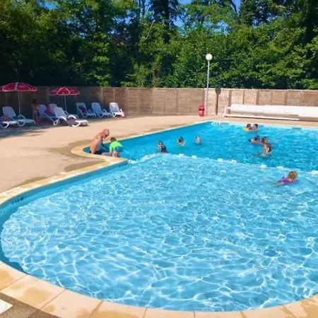 4 Etoiles - Piscine - Efa00d Ший
